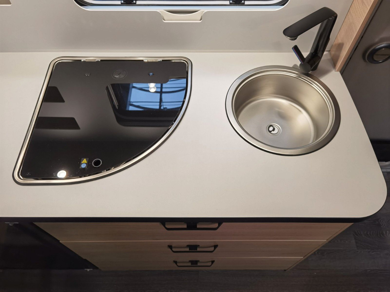 Caravan Weinsberg CARAONE 420 QD / - 2026 -/ ADVANCE & SMART PAKET