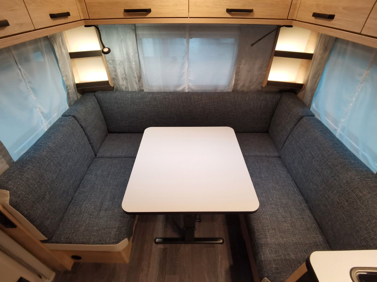 Caravan Weinsberg CARAONE 450 FU / -2026- / ADVANCED &amp; SMART PAKET