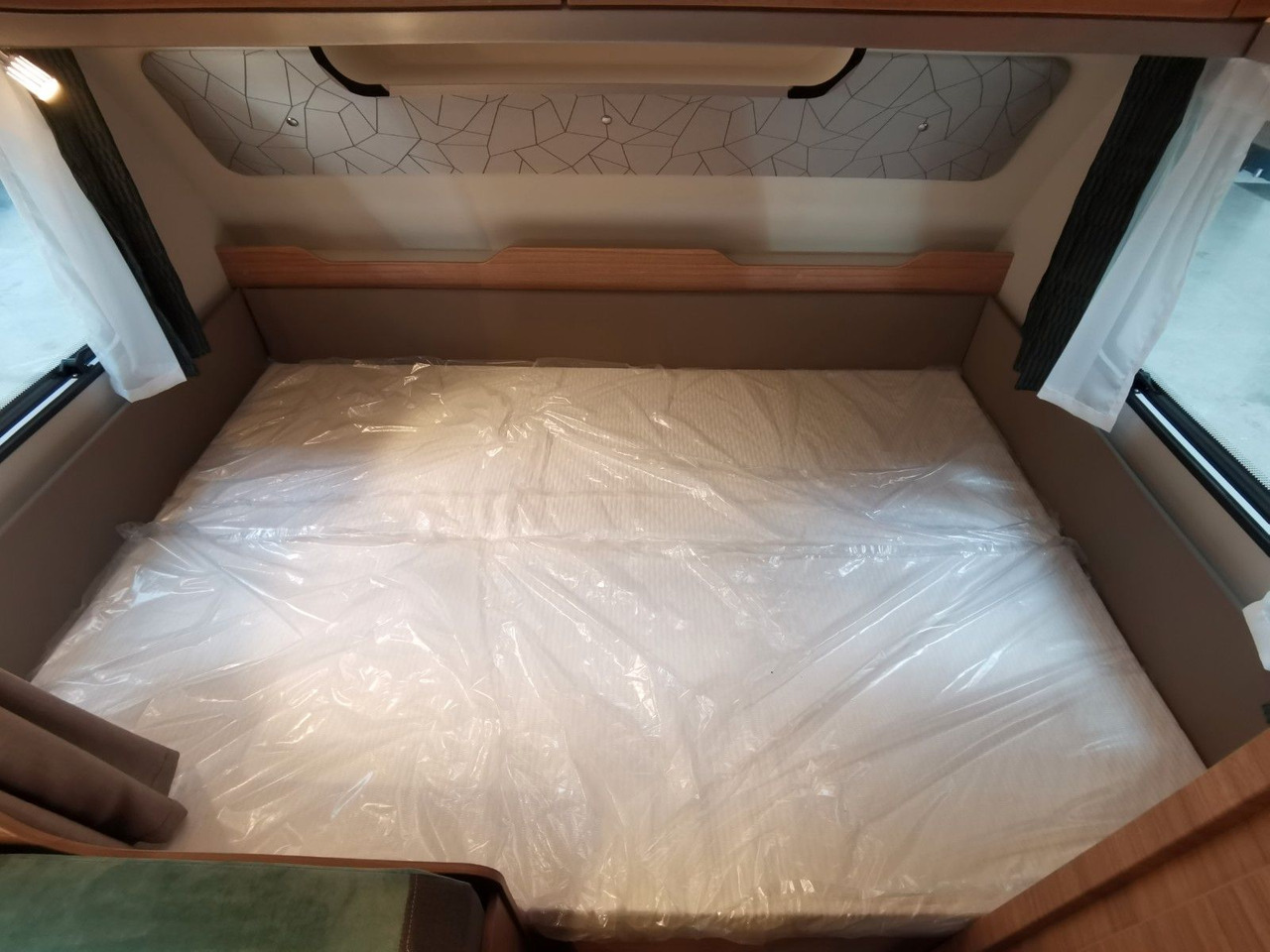 Caravan Weinsberg CARAONE 480 QDK / ALU / AKS / ETAGENBETTEN