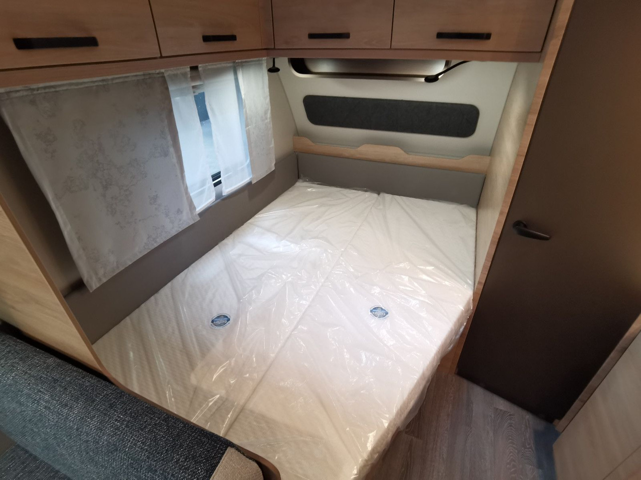 Caravan Weinsberg CARAONE 500 FDK -MODELL 2026- / 1700kg