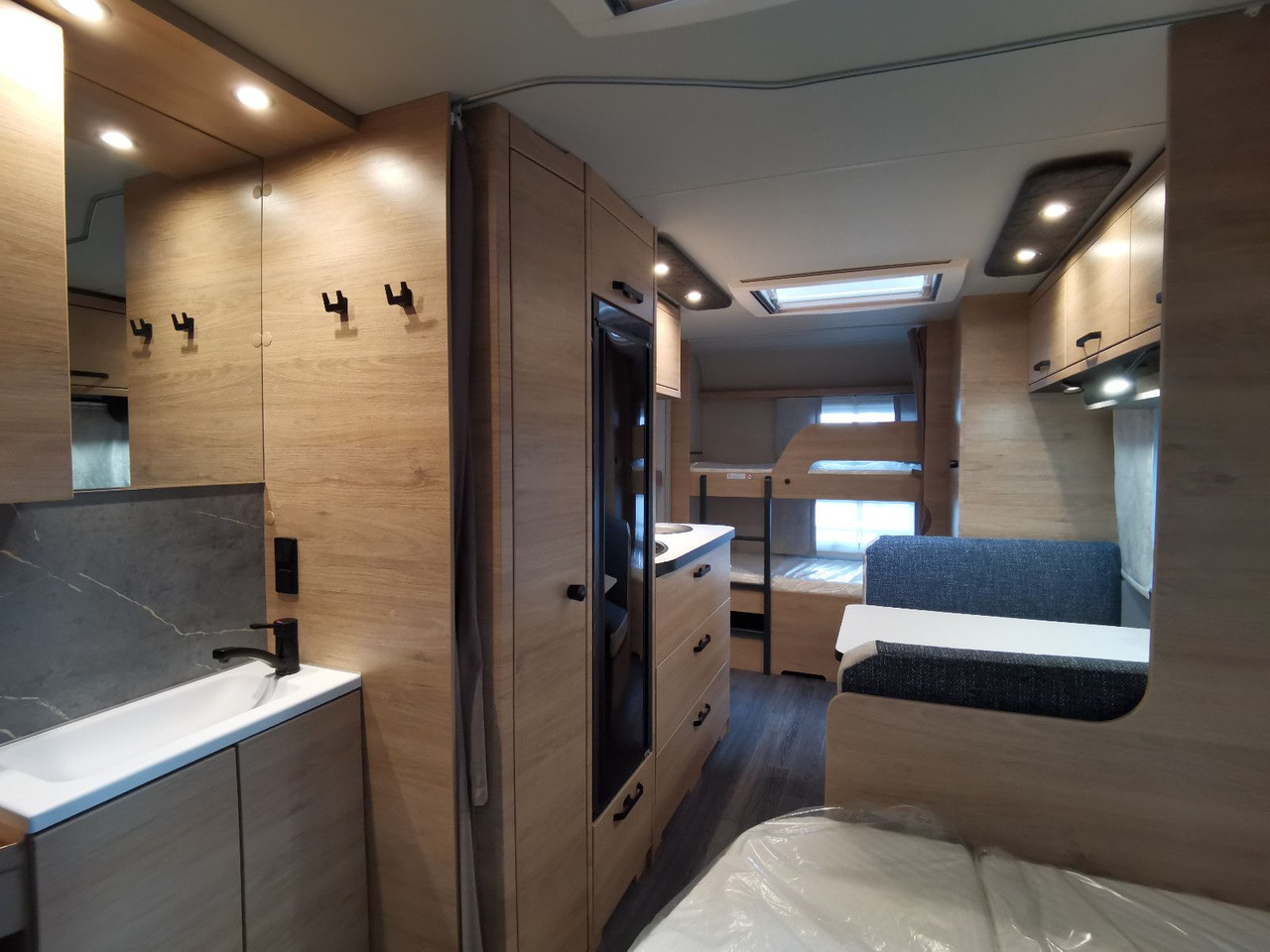 Caravan Weinsberg CARAONE 500 FDK -MODELL 2026- / 1700kg