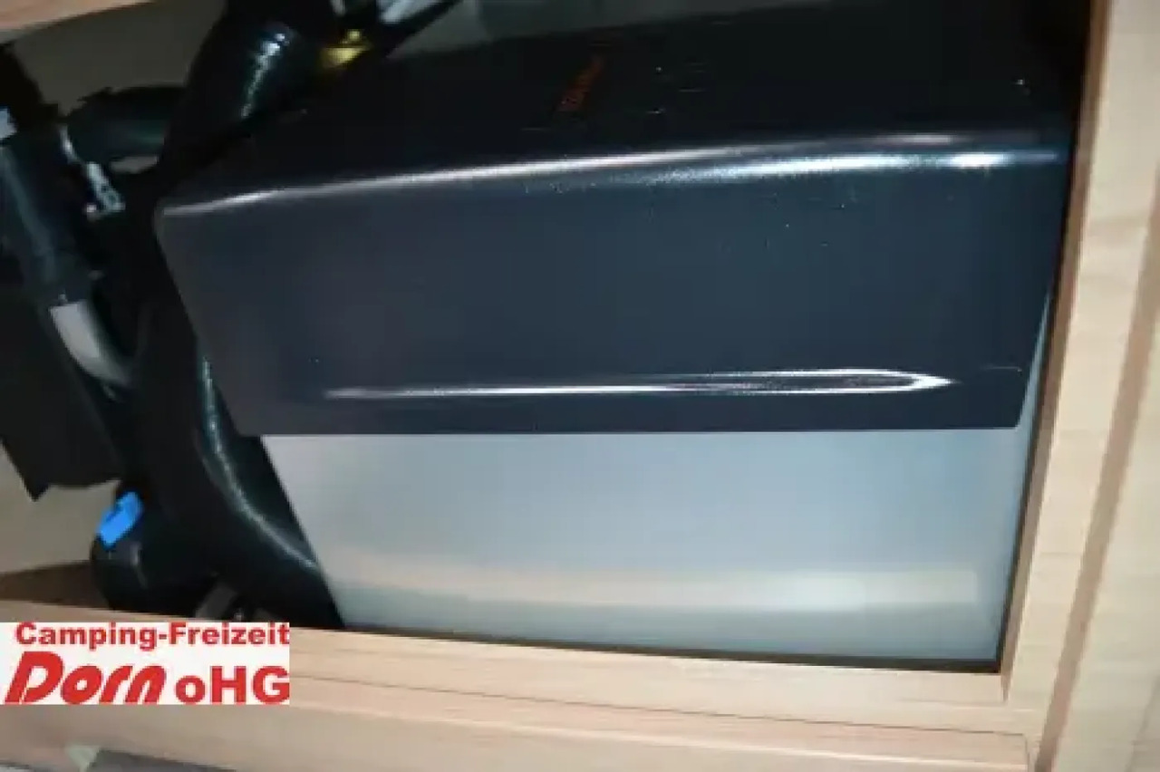 Caravan Wohnwagen Knaus Südwind 650 PXB 60 YEARS