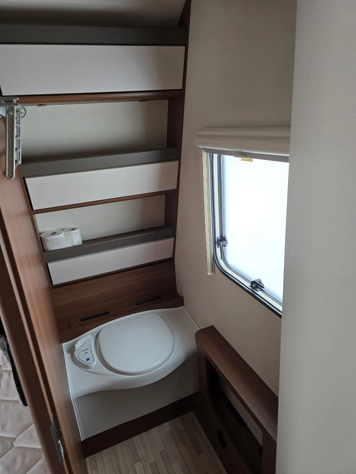 Caravan Wohnwagen LMC Vivo 522 K