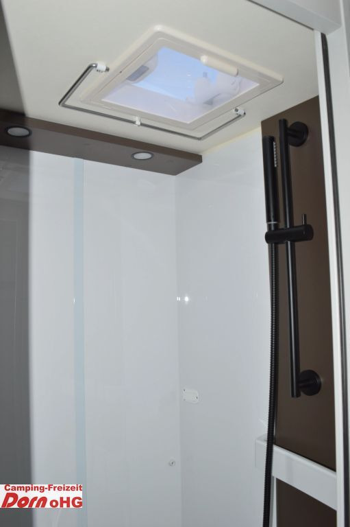 Half integraal camper Bürstner B66 690 TD Funktionsdoppelboden