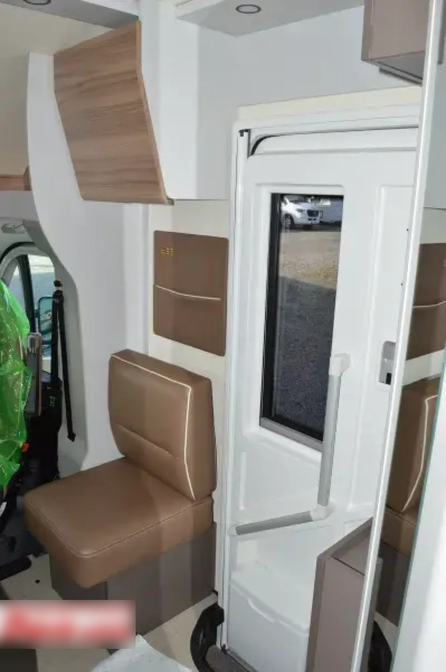 Half integraal camper Bürstner B66 TD 690 G B 66 TD 690 Voll ausgestattet