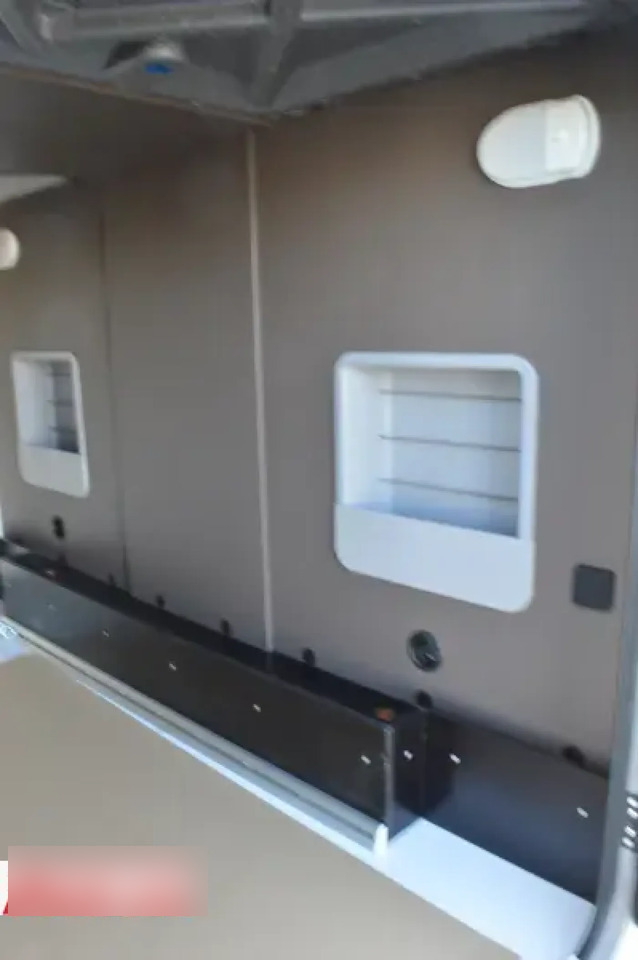 Half integraal camper Bürstner B66 TD 690 G B 66 TD 690 Voll ausgestattet