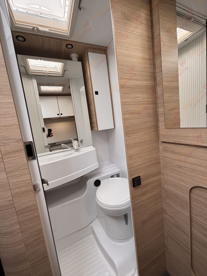 Half integraal camper Challenger Teilintegriert Break Edition 240 *MJ25*Automatik