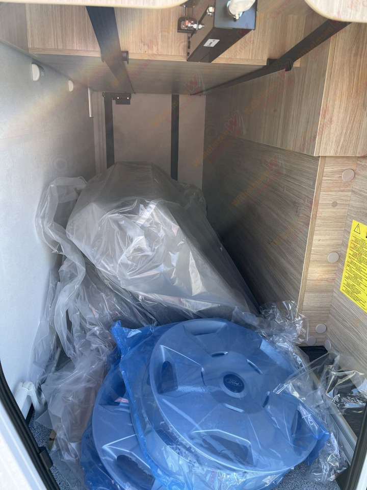 Half integraal camper Challenger Teilintegriert Break Edition 380 *MJ25*Automatik