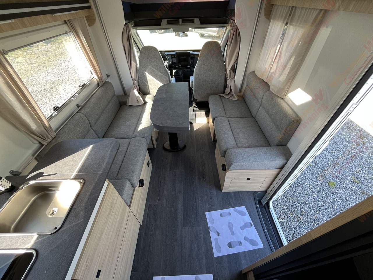 Half integraal camper Challenger Teilintegriert Break Edition 380 *MJ25*Automatik