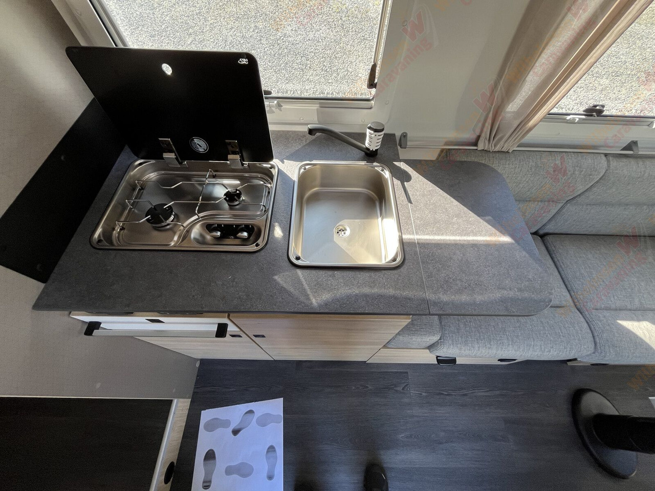 Half integraal camper Challenger Teilintegriert Break Edition 380 *MJ25*Automatik