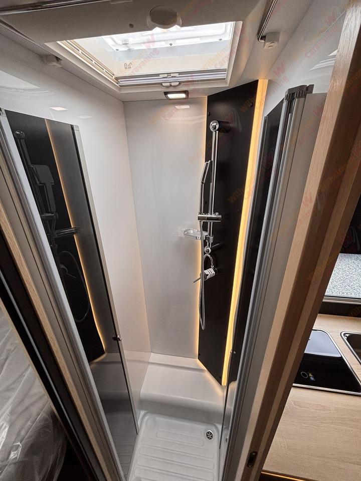Half integraal camper Challenger Teilintegriert Etape Edition 384 *AHK*Automatik*