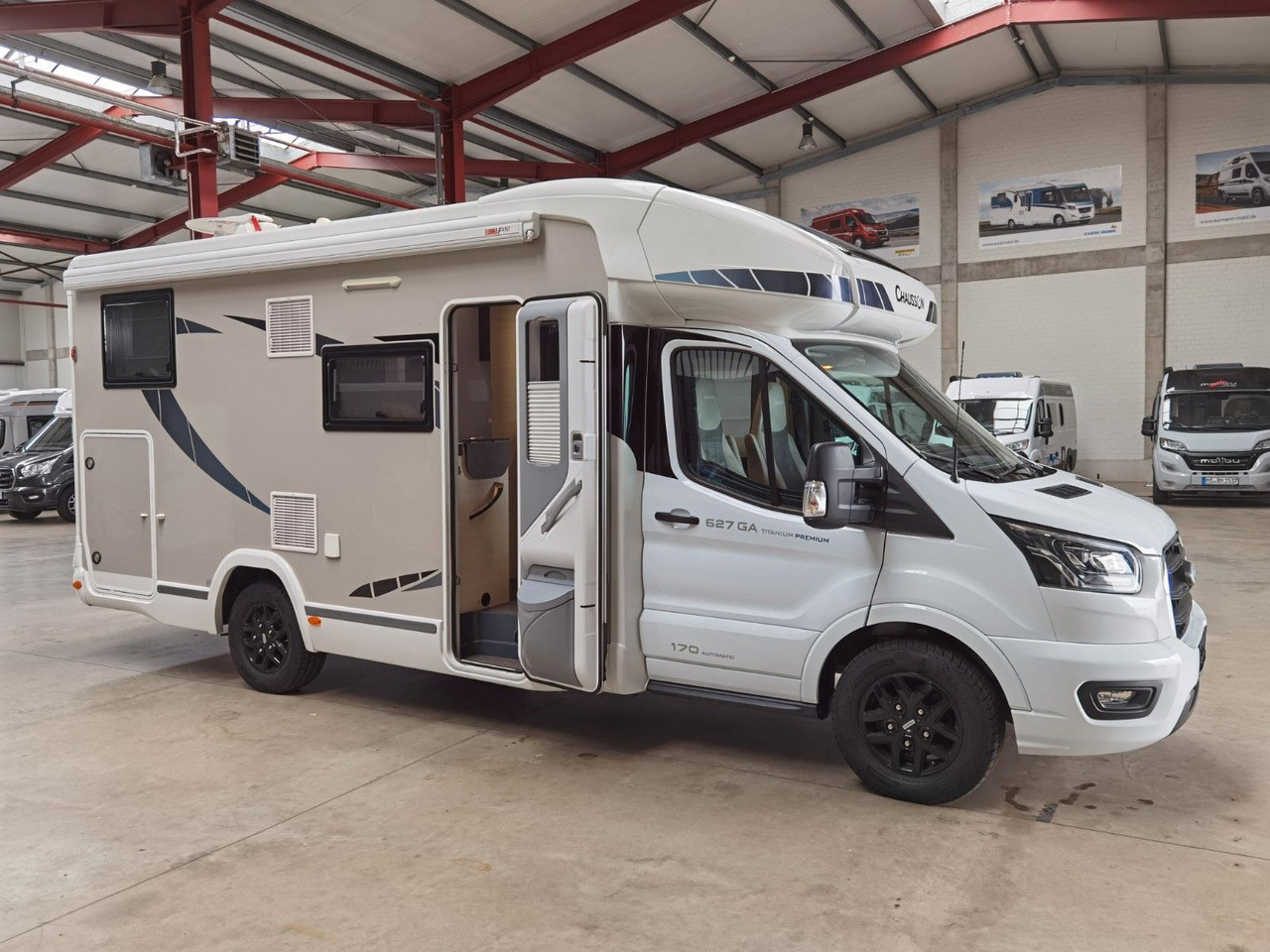 Half integraal camper Chausson 627 GA TITANIUM -PREMIUM /EINZELBETTEN & HUBBETT