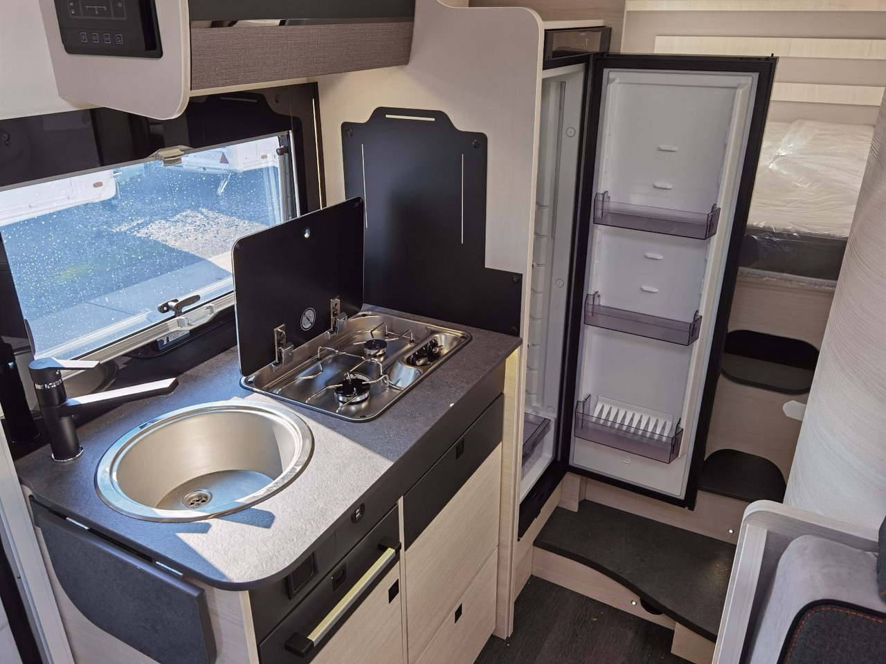 Half integraal camper Chausson 627 TITANIUM /-2026- / 165PS - 8G. AUTOMATIK