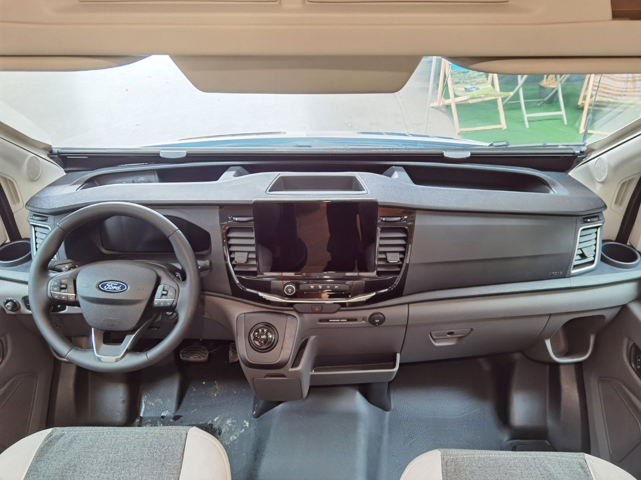 Half integraal camper Chausson 627 TITANIUM / - 2026 - / EINZELBETTEN & HUBBETT