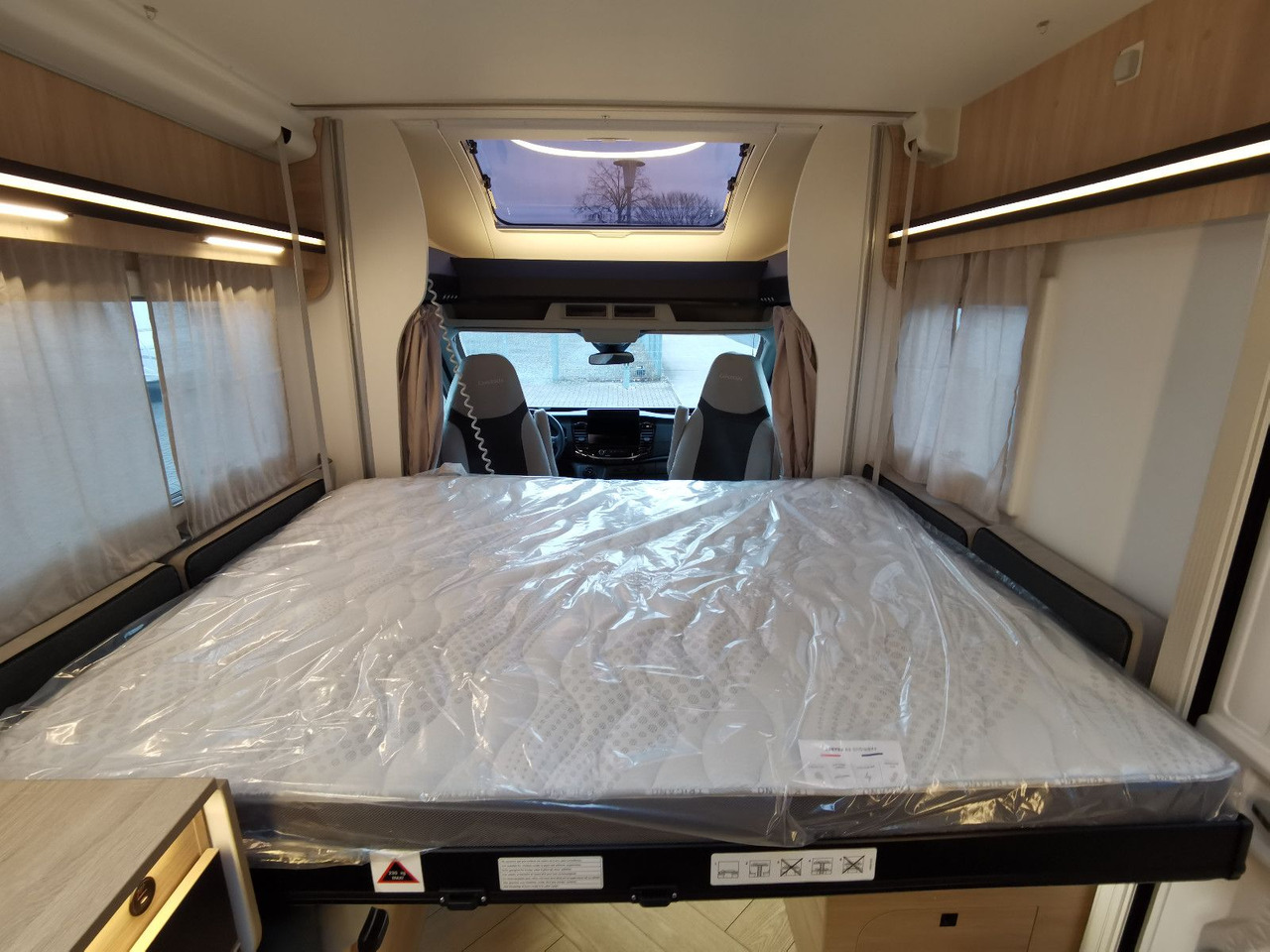 Half integraal camper Chausson 640 ETAPE LINE /-2025- / XXL - HUBBETT &amp; RAUMBAD
