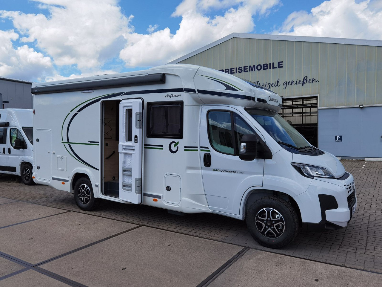 Half integraal camper Chausson 640 ULTIMATE / -2026- / XXL- HUBBETT & RAUMBAD