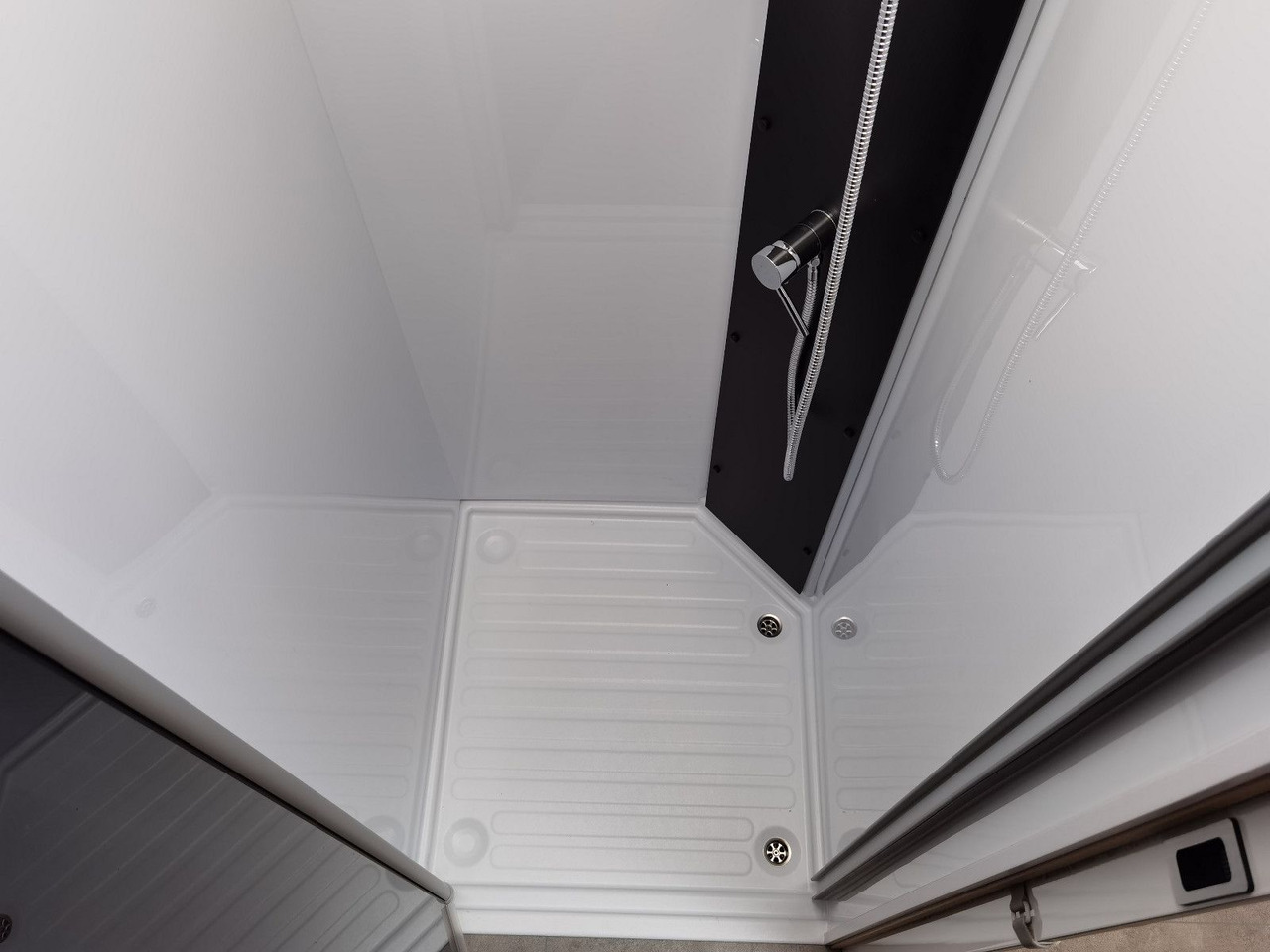 Half integraal camper Chausson 640 ULTIMATE / -2026- / XXL- HUBBETT & RAUMBAD