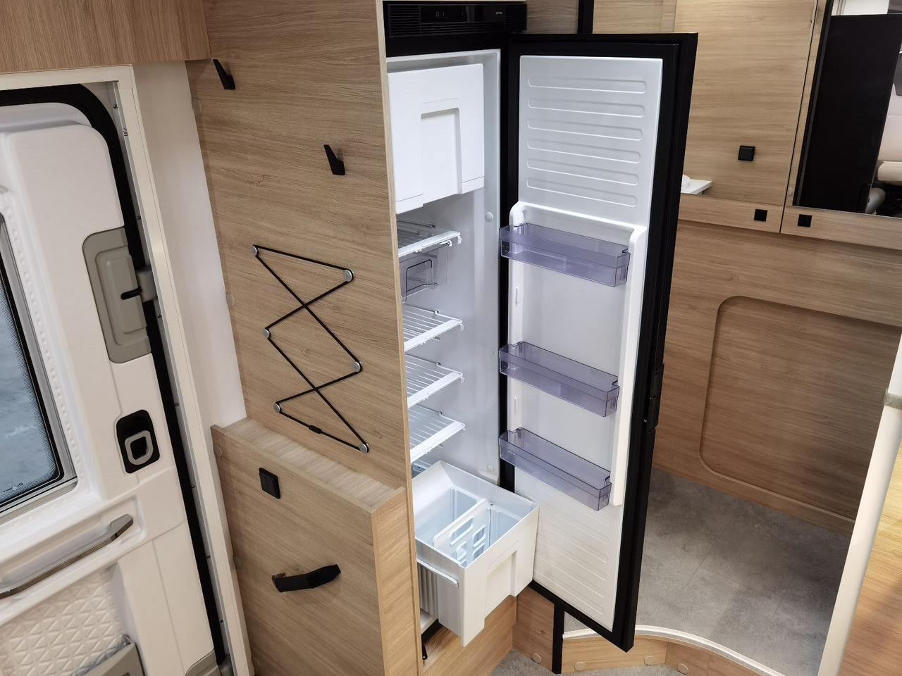 Half integraal camper Chausson 640 ULTIMATE / MODELL 2026 / XXL- HUBBETT