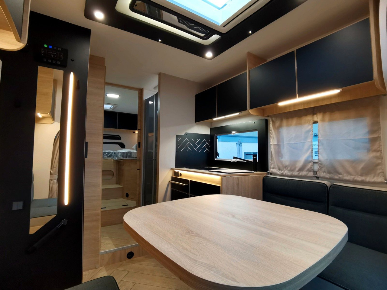 Half integraal camper Chausson 777 ETAPE LINE / -2025- / 165PS /  EINZELBETTEN