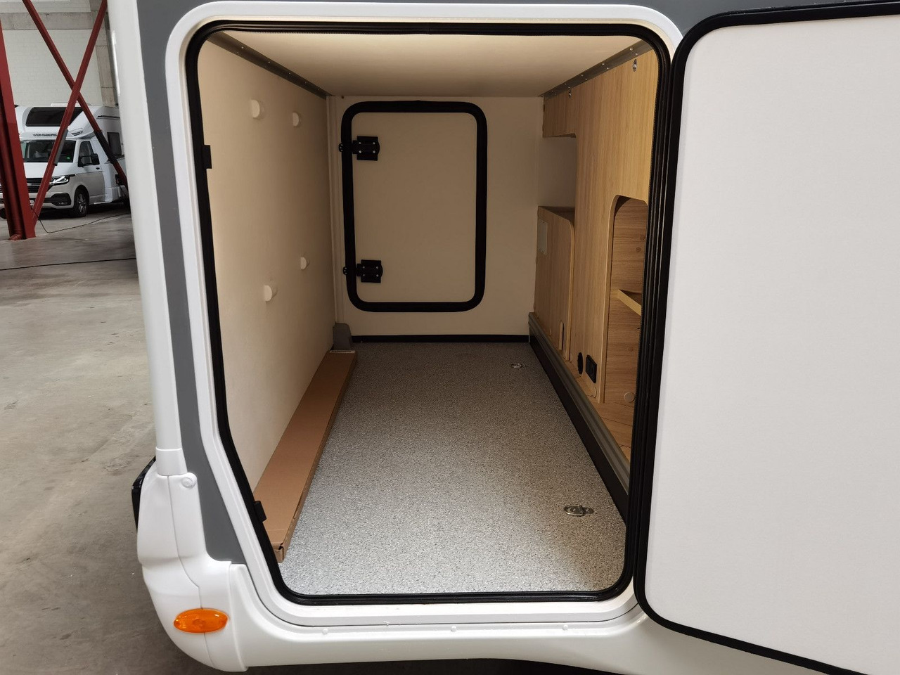 Half integraal camper Chausson 777 ETAPE LINE / -2025- / HUBBETT & EINZELBETTEN