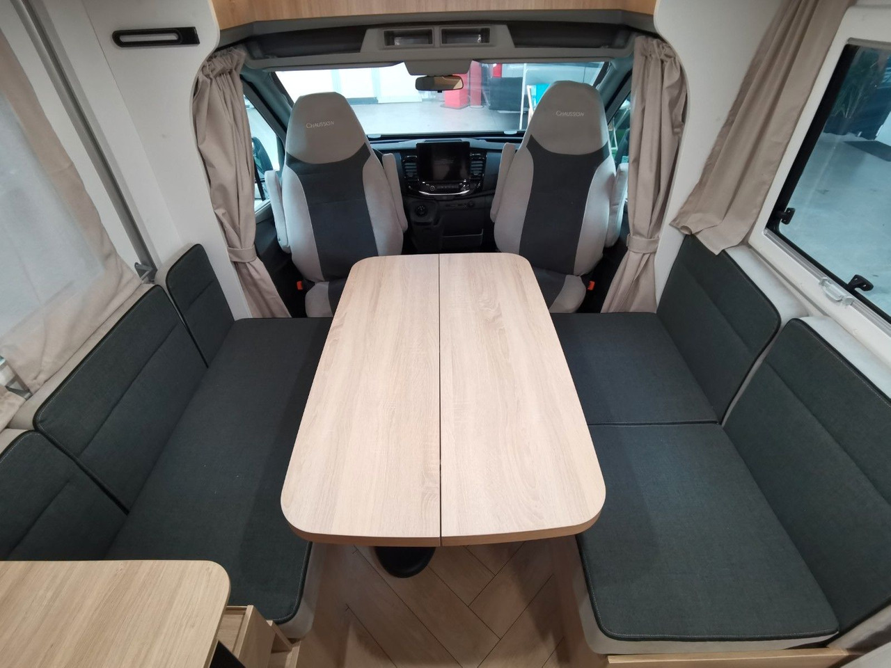 Half integraal camper Chausson S 614 SPORT LINE / - 2026 - / HECKBETT & HUBBETT