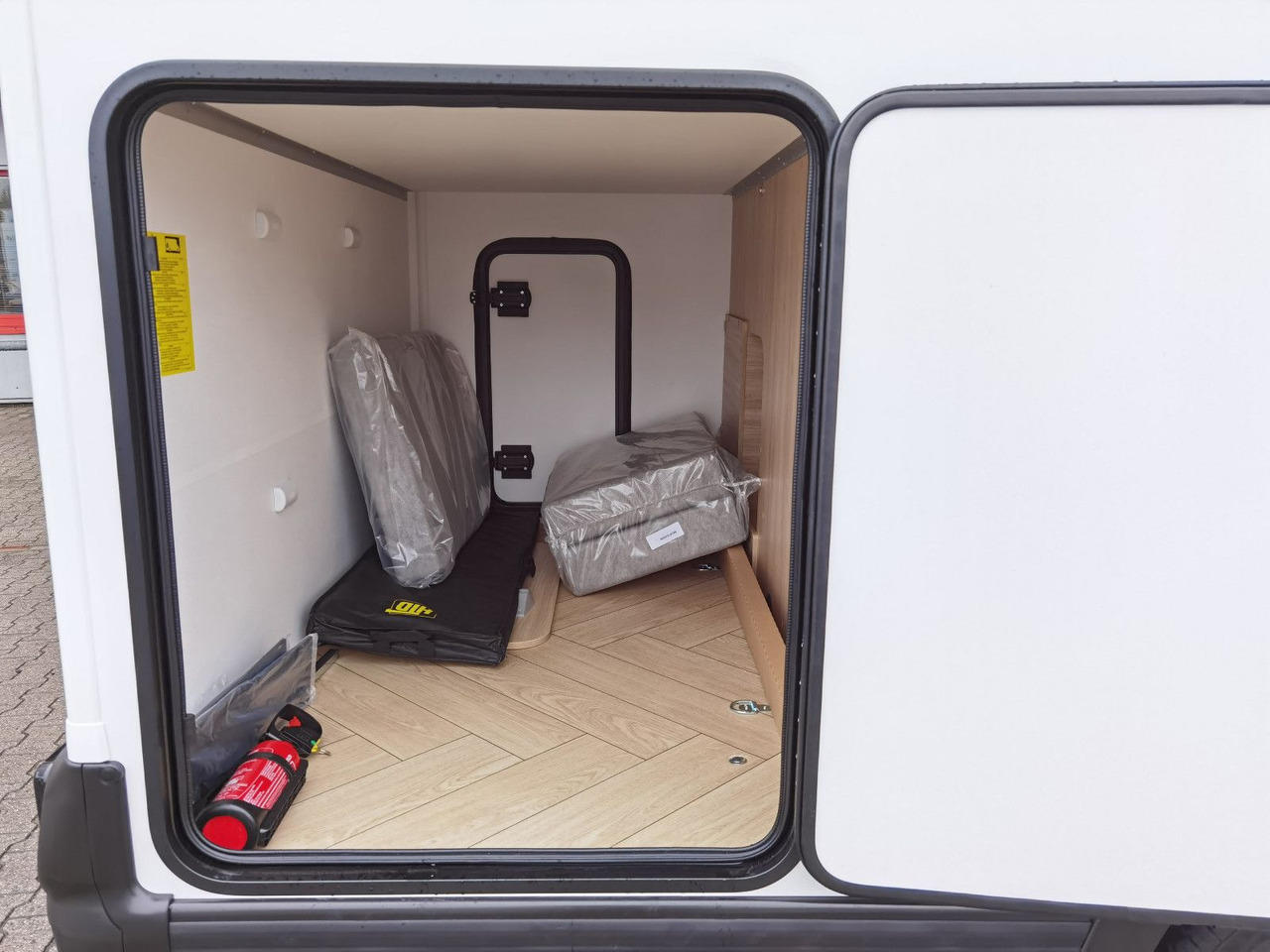 Half integraal camper Chausson S 697 SPORT LINE / - 2026 - / EINZELBETTEN