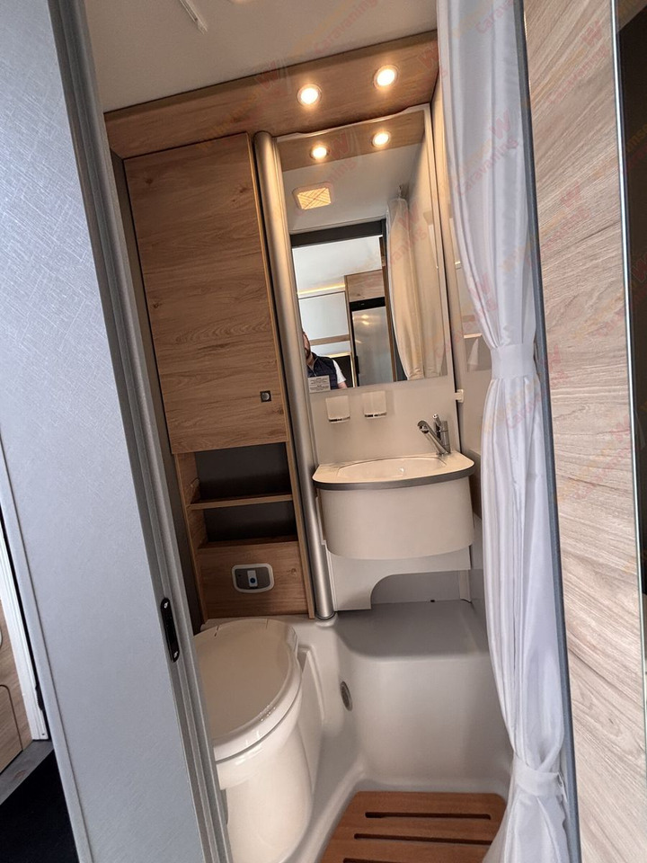 Half integraal camper Dethleffs Just Camp Active T 6812 EB
