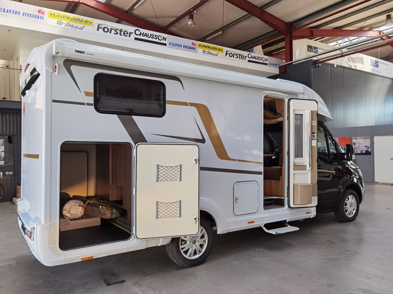 Half integraal camper Eura Mobil PROFILA T 696 EB /MONDIAL S-P. 2025/EINZELBETTEN