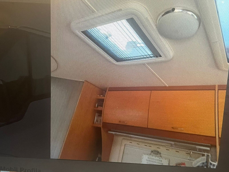 Half integraal camper Eura Mobil Profila