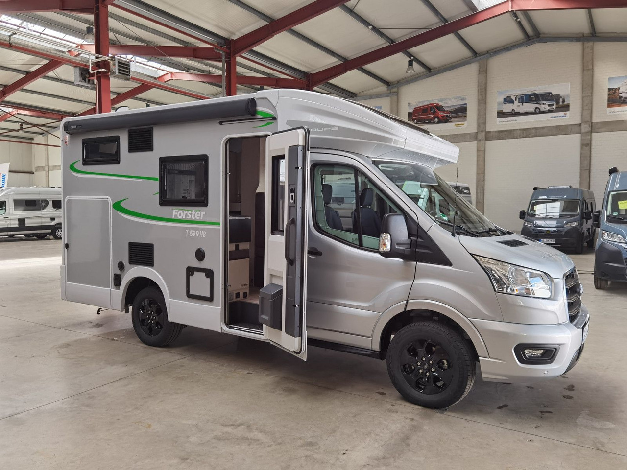 Half integraal camper Forster T 599 HBN COUPÈ /-2025-/165PS / SILVER - EDITION