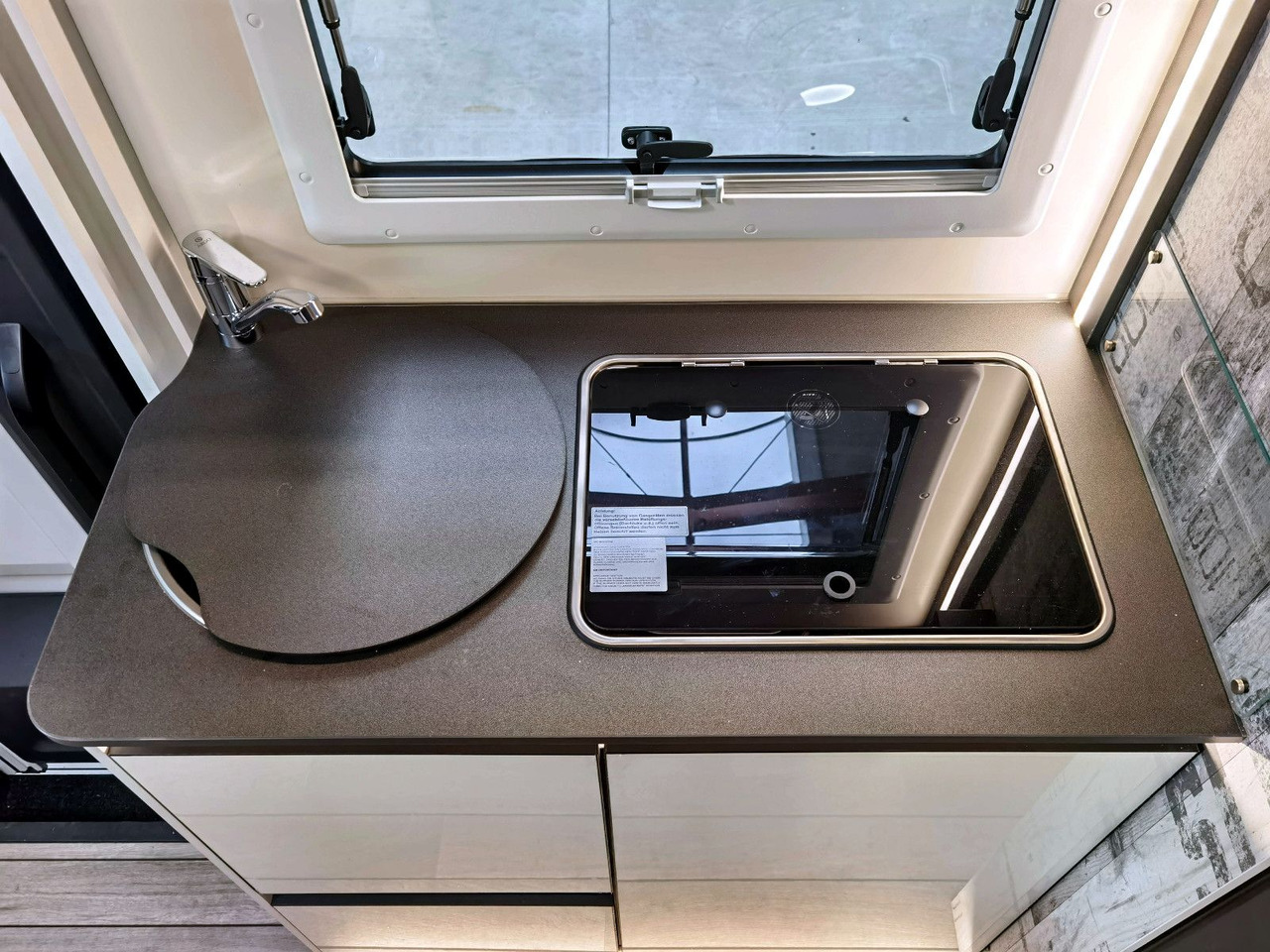 Half integraal camper Forster T 669 EBN COUPÈ / -2025- / 165PS / EINZELBETTEN