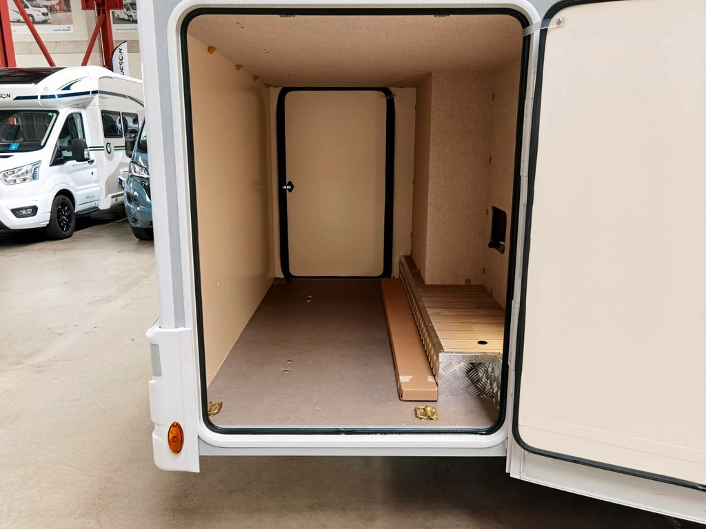Half integraal camper Forster T 669 EBN COUPÈ / -2025-/165PS/ SILVER - EDITION