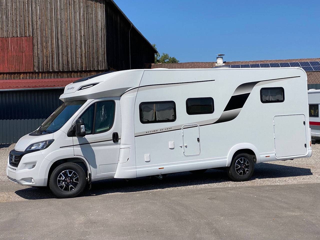 Half integraal camper Hobby Optima De Luxe T70 GE