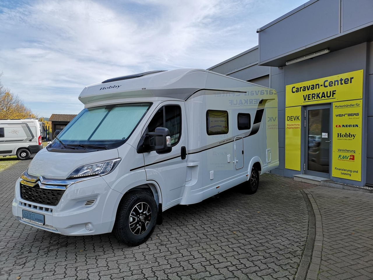 Half integraal camper Hobby Optima T65 HFL ONTOUR *165PS*AHK*MARKISE*SOFORT*