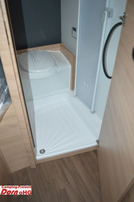 Half integraal camper Knaus L!VE WAVE 650 MF Platinum Selection Vermieterpak
