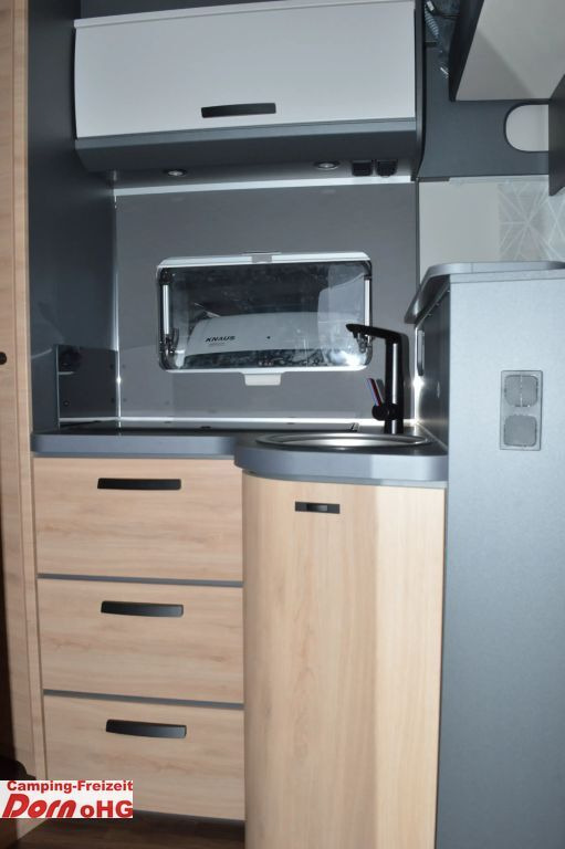 Half integraal camper Knaus L!VE WAVE 650 MF Platinum Selection Vermieterpak