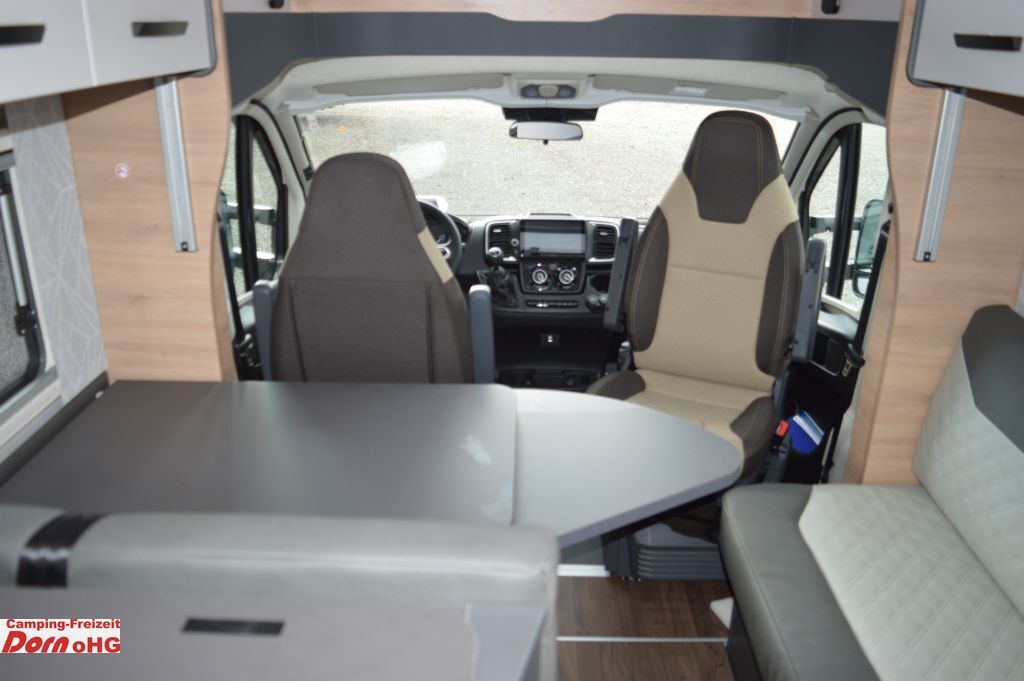 Half integraal camper Knaus L!VE WAVE 650 MF Platinum Selection Vermieterpak