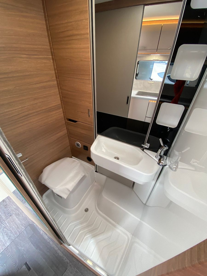 Half integraal camper Knaus Tourer Van 500 LT, slide Bett, 4 P. Zulassung