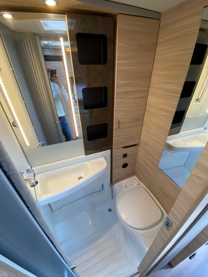 Half integraal camper Knaus Van TI PLUS Platinium Selection 650 MEG,Automat