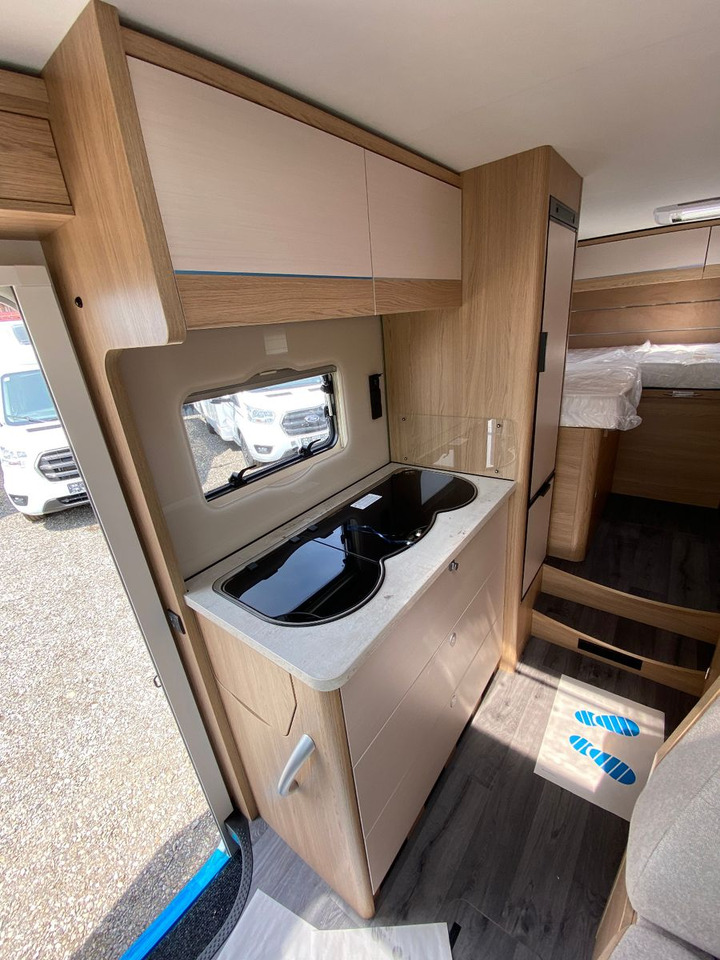 Half integraal camper LMC T 662 Grey Selection, Markise,Navi,