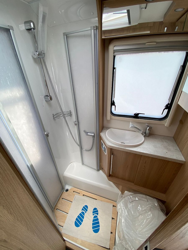 Half integraal camper LMC T 662 Grey Selection, Markise,Navi,