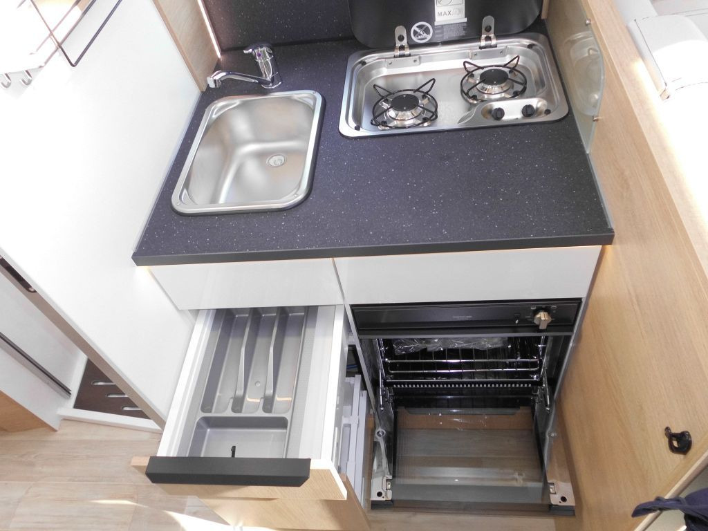 Half integraal camper Solifer Emotion T 690 E STARK REDUZIERT! -17.895€