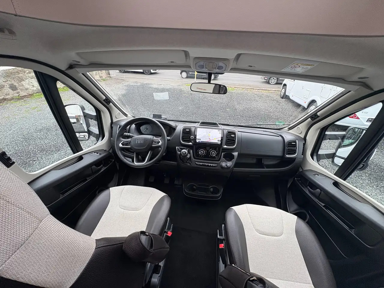 Half integraal camper Volkswagen PEPPER 600MEG