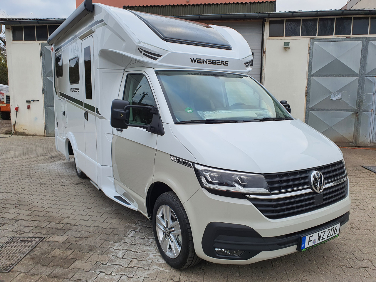 Half integraal camper WEINSBERG X-Cursion Van 500 MQ [Edition Pepper]