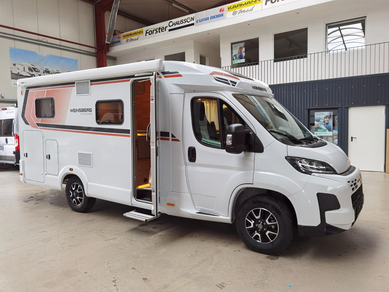 Half integraal camper Weinsberg CARACOMPACT 600 MEG PEPPER / MODELL 2026