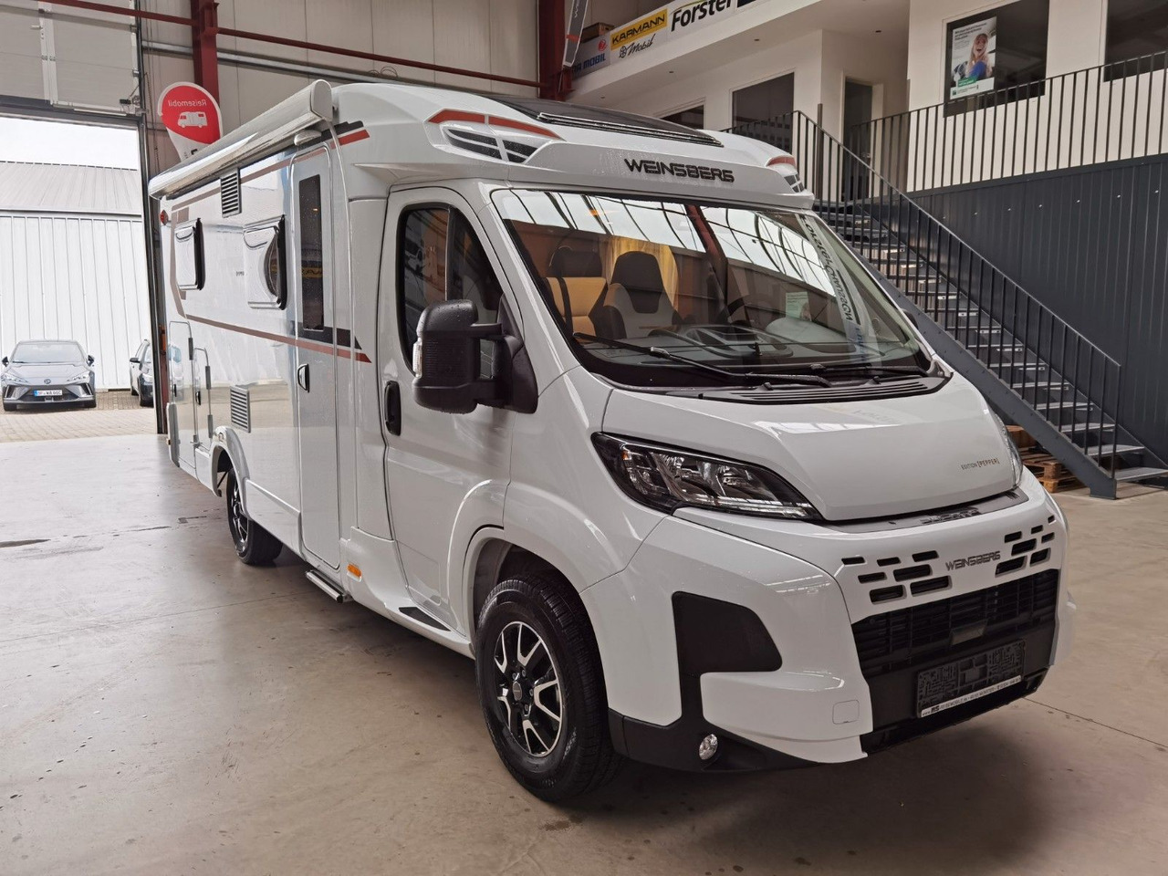 Half integraal camper Weinsberg CARACOMPACT 600 MEG PEPPER / MODELL 2026