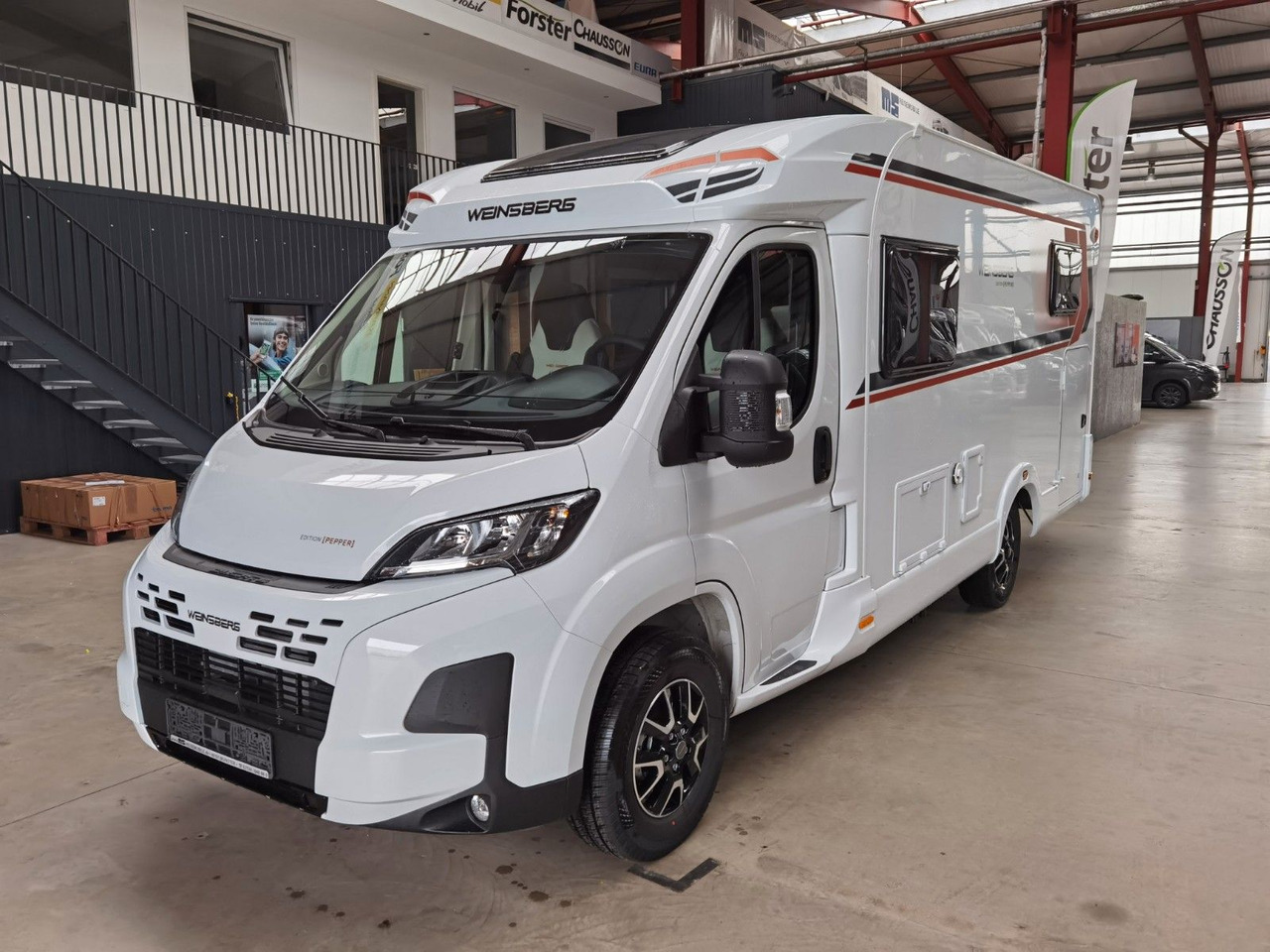 Half integraal camper Weinsberg CARACOMPACT 600 MEG PEPPER / MODELL 2026