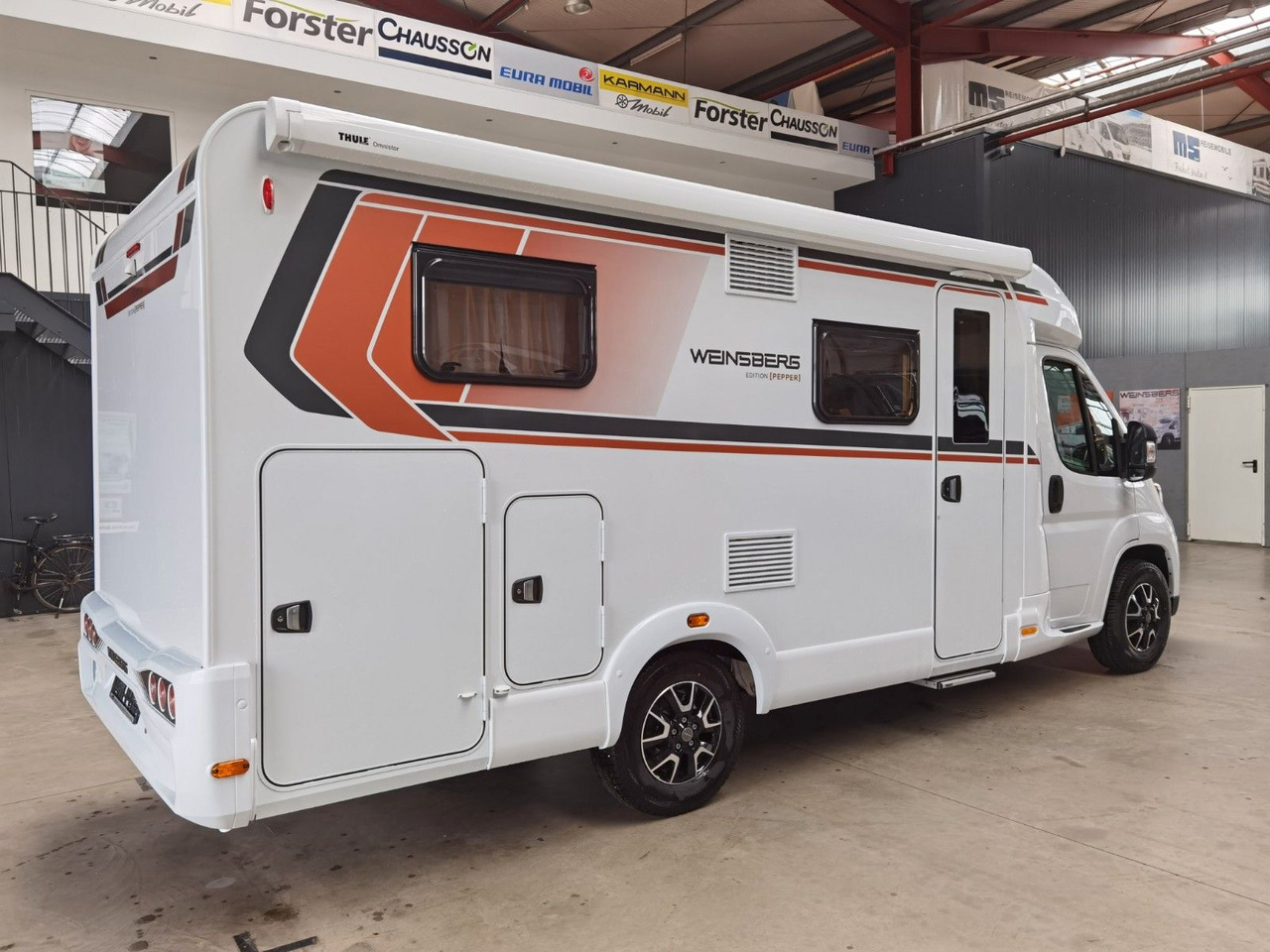 Half integraal camper Weinsberg CARACOMPACT 600 MEG PEPPER / MODELL 2026