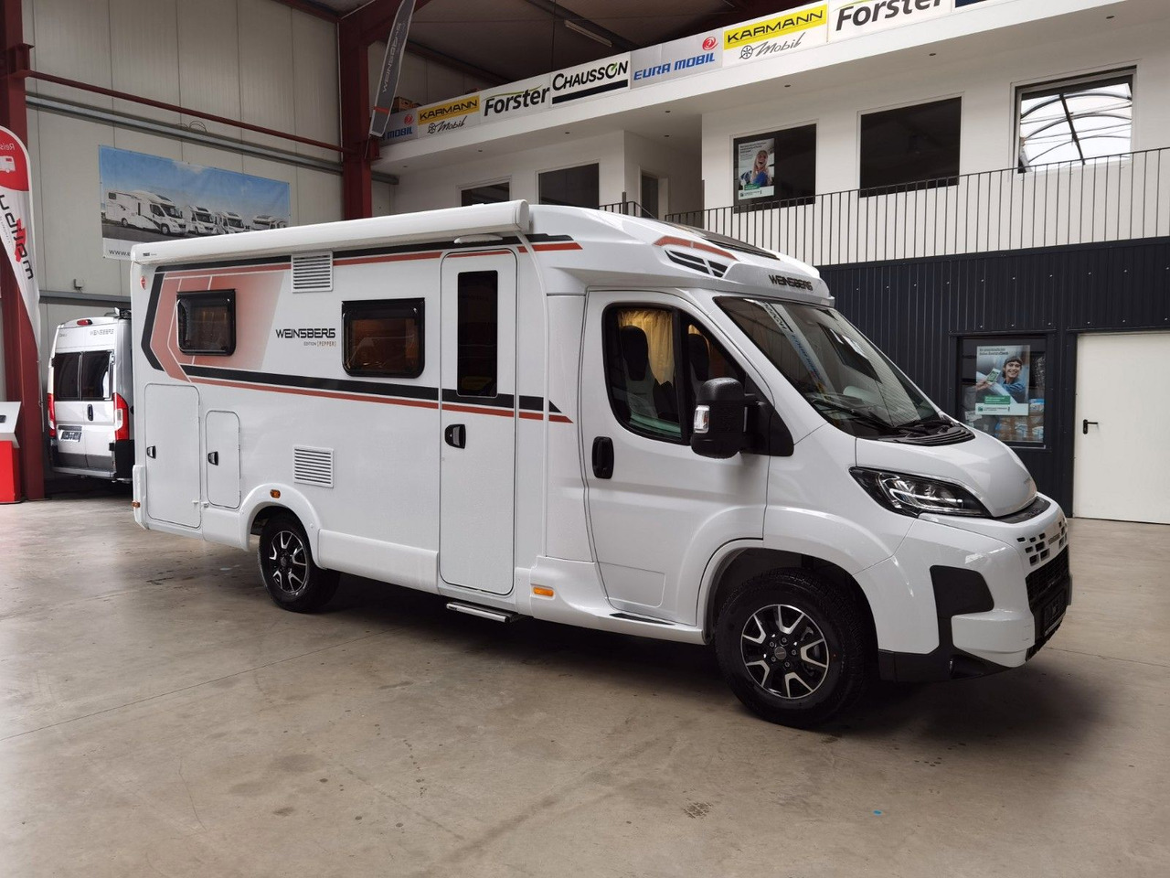 Half integraal camper Weinsberg CARACOMPACT 600 MEG PEPPER / MODELL 2026