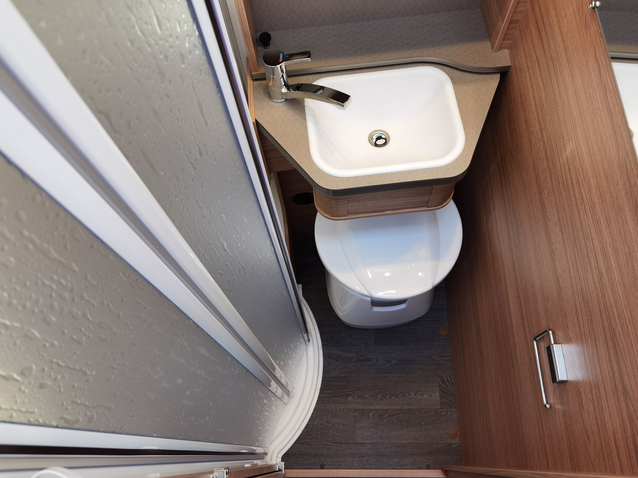 Half integraal camper Weinsberg CARACOMPACT 640 MEG EDITION-PEPPER /-MODELL 2026